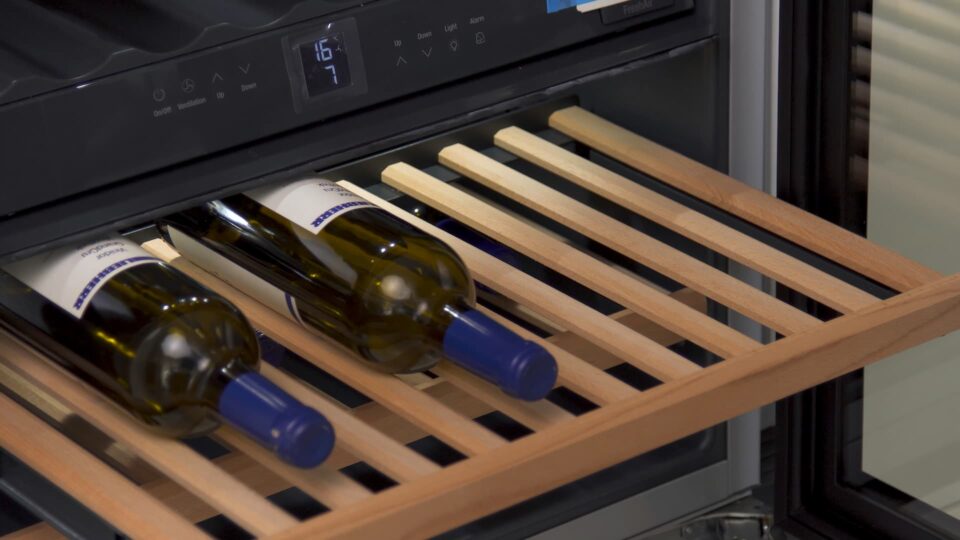 Almacenamiento de vino en la vinoteca